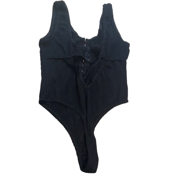 Urban Outfitters Out From Under Women’s Black Bodysuit Medium - Picture 2 of 6